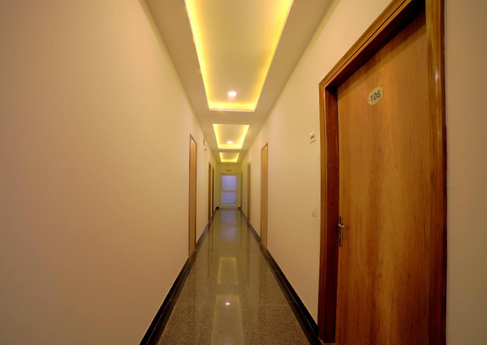 Hotel Chanakya Inn Nuova Delhi Esterno foto