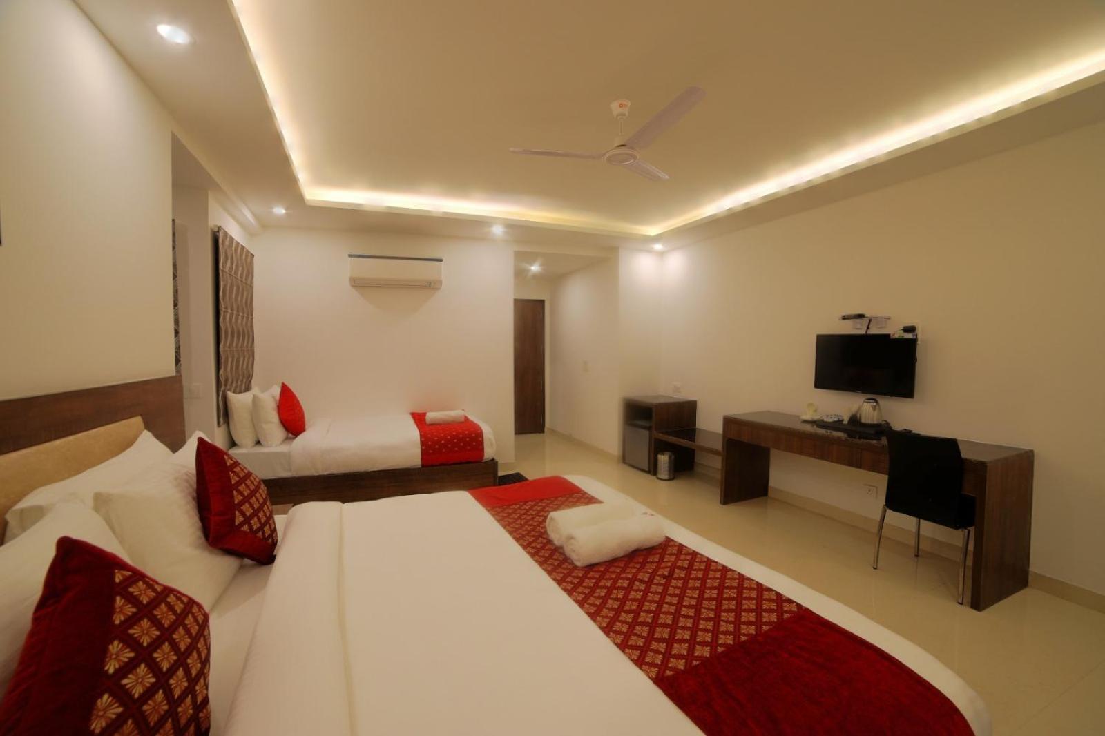 Hotel Chanakya Inn Nuova Delhi Esterno foto