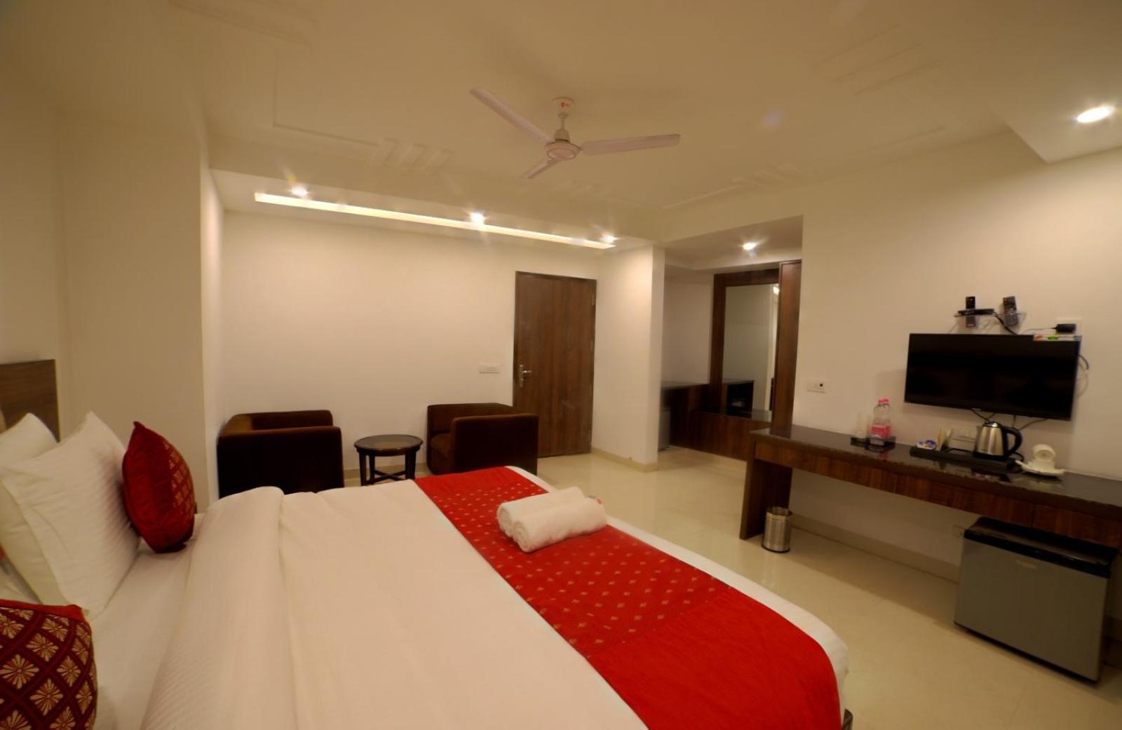 Hotel Chanakya Inn Nuova Delhi Esterno foto