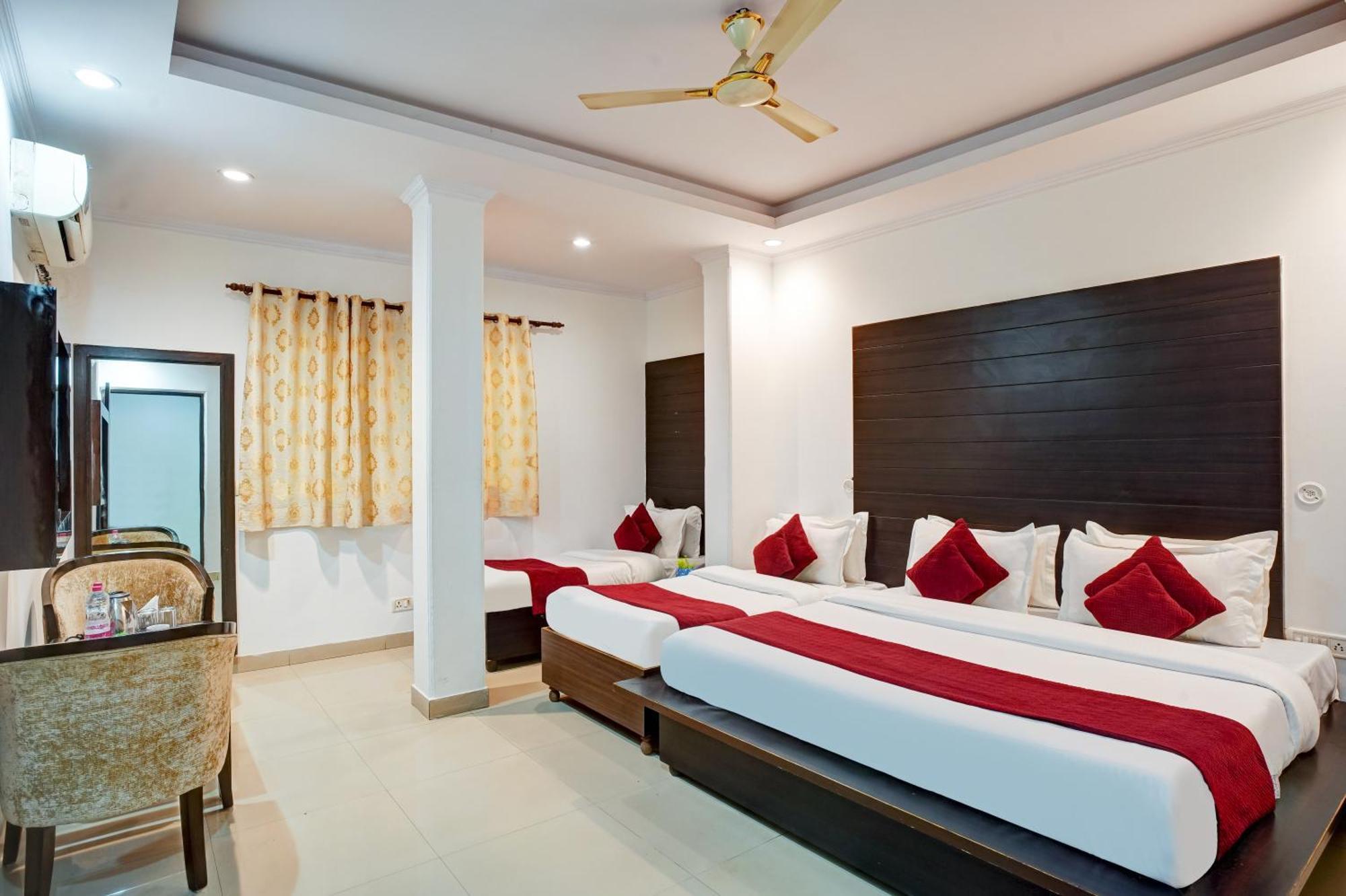 Hotel Chanakya Inn Nuova Delhi Esterno foto
