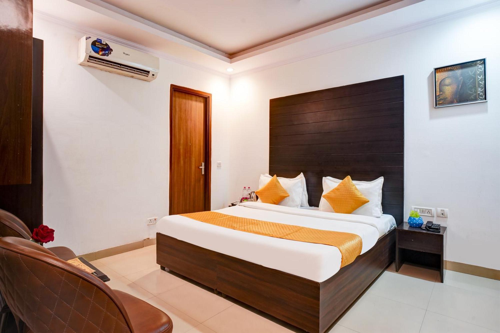 Hotel Chanakya Inn Nuova Delhi Esterno foto